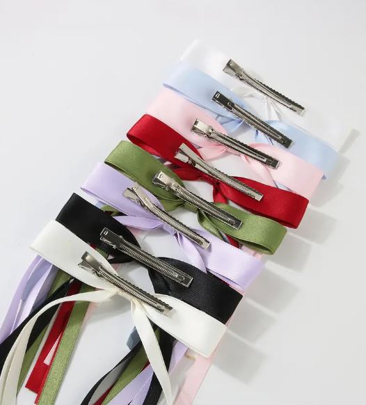 Hair Clip with Delicate Bow