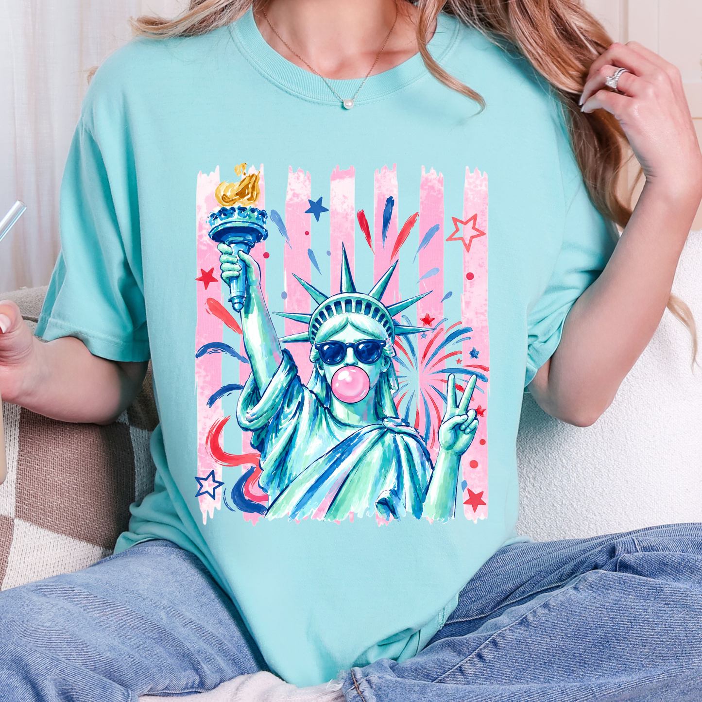 "Lady Liberty Bubble Gum" Comfort Tee