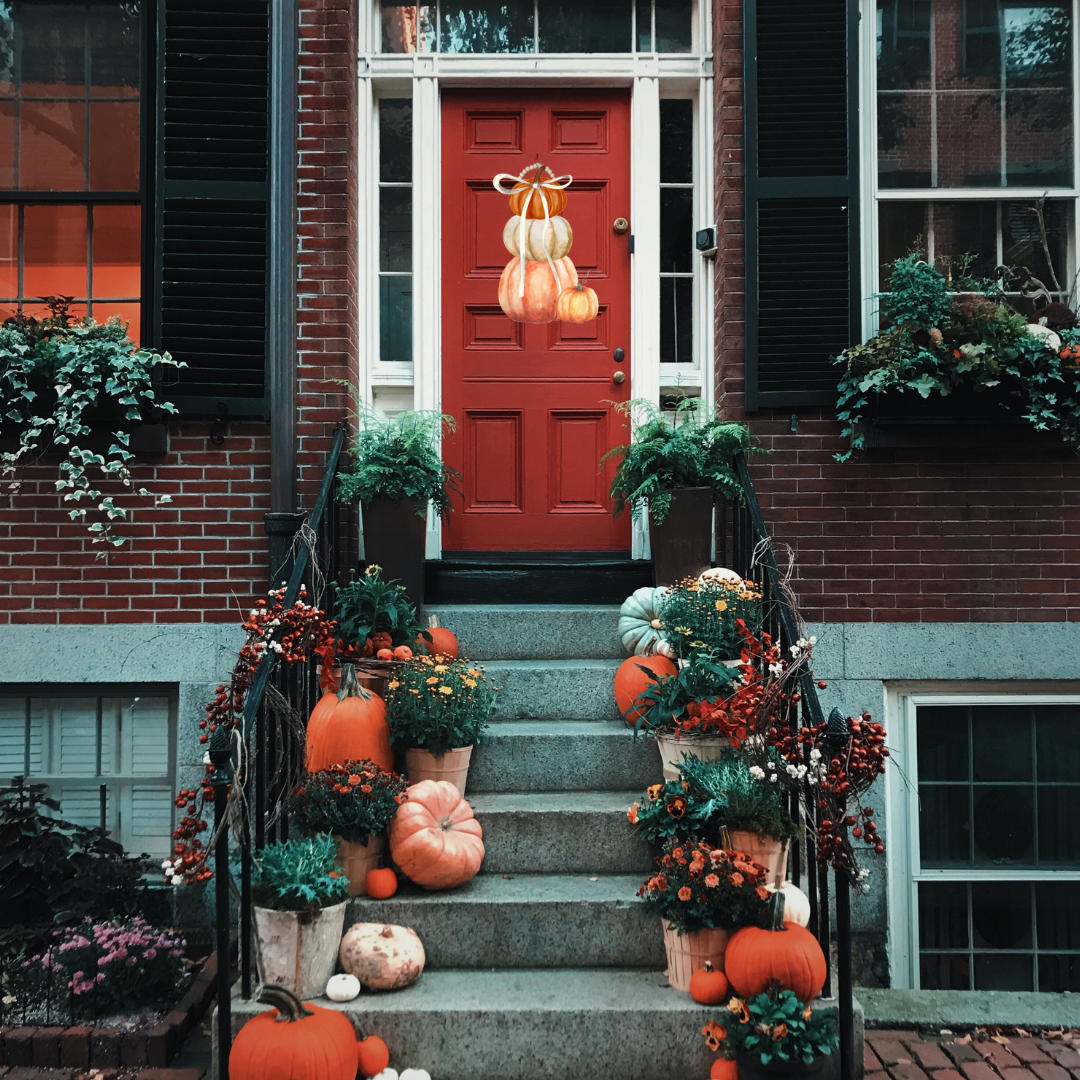 UV Printed 24" Door Hanger with Gloss Finish & Beaded Handle - Pumpkin Topiary