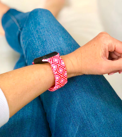 Red and Pink Geometric Apple Watch Band
